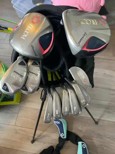 Cleveland Bloom Golf Club Set - Ladies RH, View more