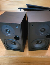 Paire de speakers Polk audio T15- 100 watts RMS.