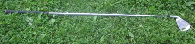 MEN'S RH Right Handed 5 Iron Wilson Matrix 38" Steel Shaft in Golf in Sudbury - Image 4