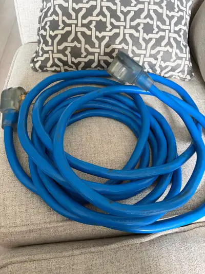 25 ft extension cord used for small camping trailer 10 Gauge