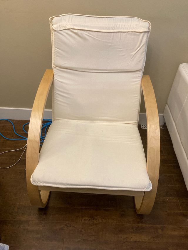 Chair for sale in Chairs & Recliners in Strathcona County