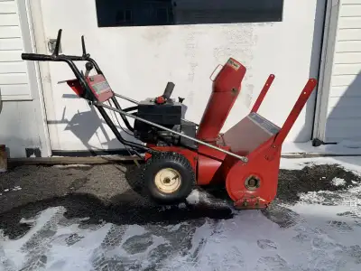 Souffleuse MTD  8 / 24, View more