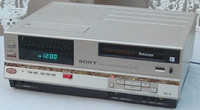 Sony Betamax SL-5000.