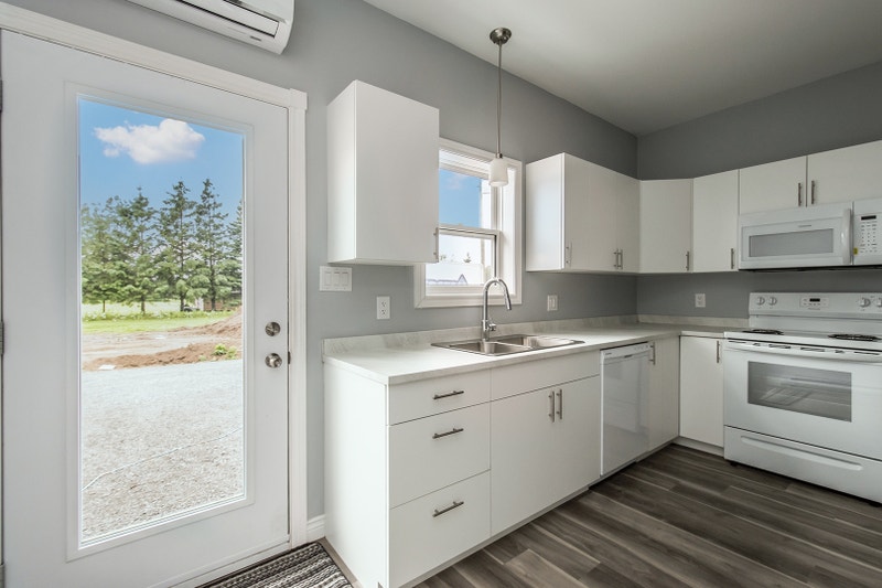 1 BED. APT. NEW CONSTRUCTION NEAR SHEDIAC Long Term Rentals Moncton