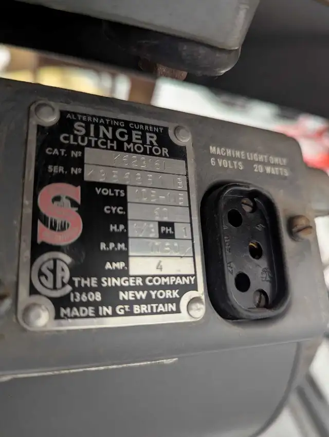 Singer 132K6  in Other in Barrie - Image 6