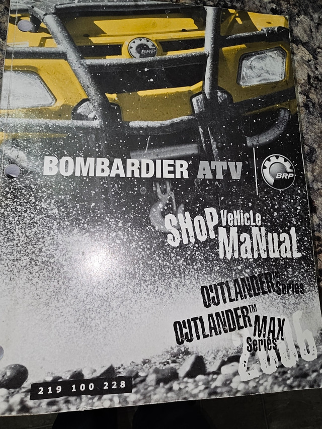 Can am outlander 800xt shop manual 2006 in Other in Whitehorse