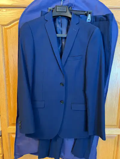 Grafton men’s suit, View more