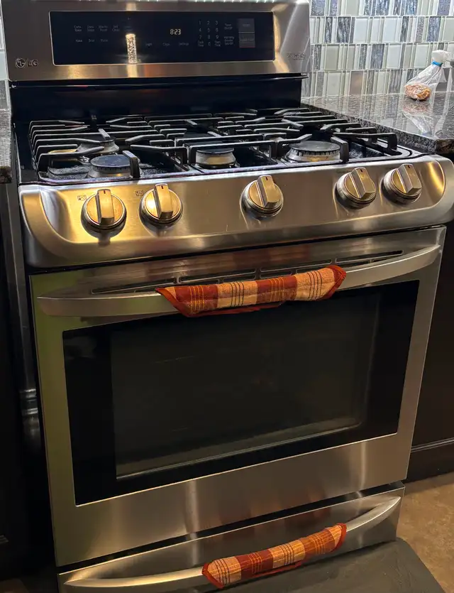 LG Gas Stove – Stainless Steel62866660763777122