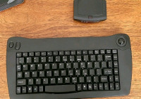 New - wireless infra-red USB keyboard with built- in trackball