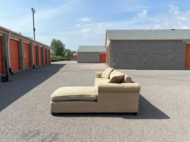 Beige Sectional  in Couches & Futons in Kingston - Image 5