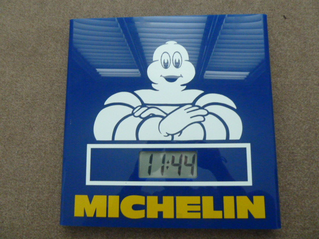 Vintage Michelin (Bibendum) clock from 1980's mint condition in Arts & Collectibles in Hamilton