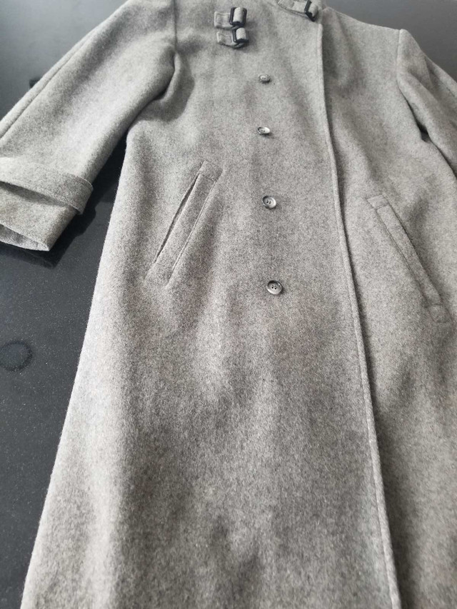 100% Wool Coat on worn a few Times Like New Condition  in Women's - Tops & Outerwear in City of Toronto - Image 3