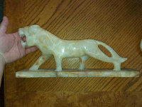 Gorgeous large vintage Onyx stone carving 15" Tiger or Panther o