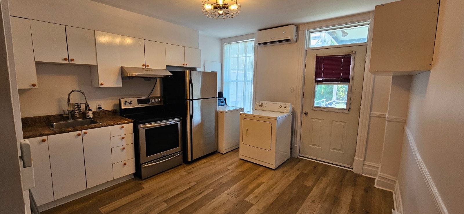 Charmant 3 1/2 à louer - Électros inclus (Verdun) — photo 1