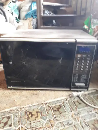Kenmore Microwave 1,400 Watts, View more