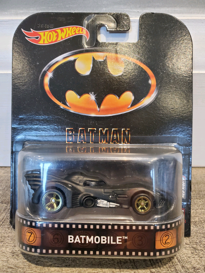 Rare BNIB DWJ75 2016 Release 1:64 Diecast Hot Wheels Retro Batman 1989 Batmobile Michael Keaton Movi...