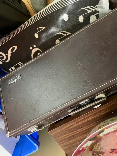 YAMAHA ALTO SAXOPHONE CASE $75.00 or reasonable $$$