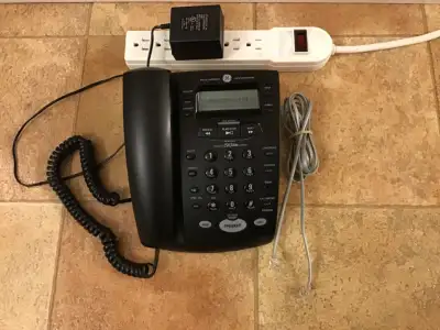 GE 2.4GHz Speakerphone - corded, View more