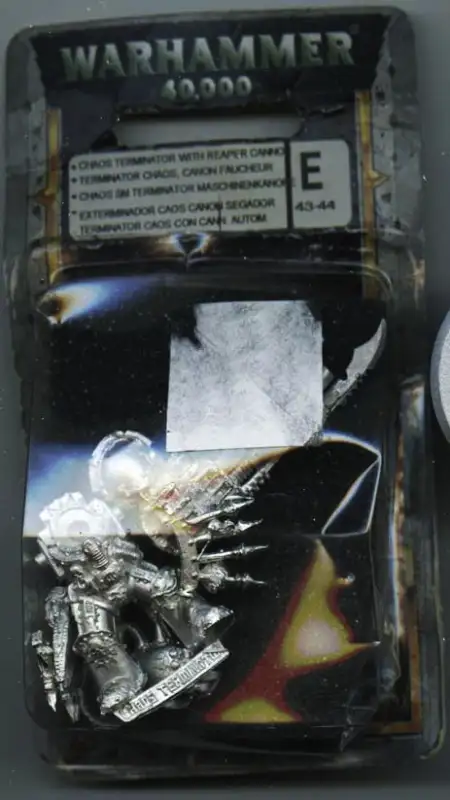 GW Warhammer 40K Chaos Terminator w/ Reaper Cannon 43-44 2002 in Toys & Games in City of Toronto - Image 2