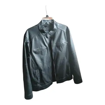 Beautiful real leather Jacket brand: GUESS WORN FEW TIMES BUT PERFECT CONDITION