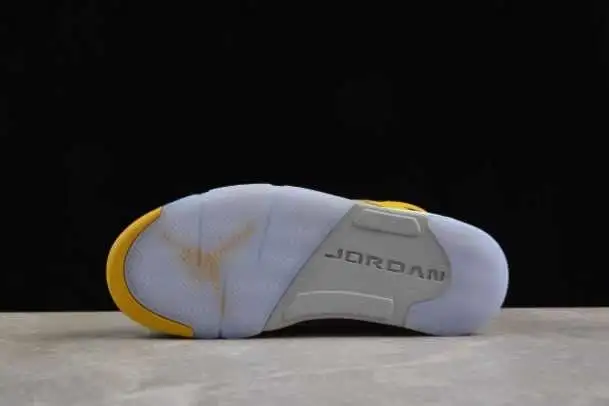 air jordan 5 retro tokyo in Men's Shoes in City of Montréal - Image 4