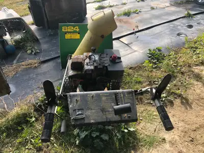 John Deere snowblower, View more