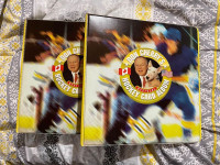 2 cartables pour les cartes de hockey Don Cherry $15,00 Ch.