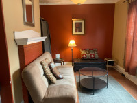May 1st Female roommate/Fully Furnished Everything incl.