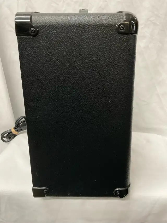 Marshall MG15GFX COMBO AMP in Amps & Pedals in North Bay - Image 5