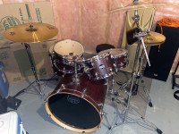 Mapex mars drumset with Sabian cymbals