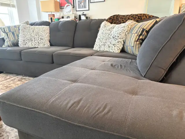 Custom Designer Blue-Grey L-Shaped Sectional with Tufted Chaise in Couches & Futons in City of Toronto - Image 4