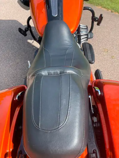 2019 Road Glide Special. FLTRXS 5HD1KTPA4KB675458 26,500 km Fresh 3 hole oil change New MVI New fron...