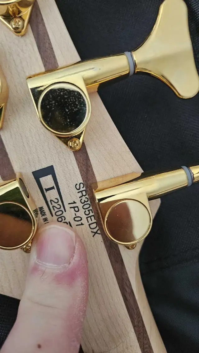 ibanez 5 string willl SACRIFICE for $400 64872057656705122