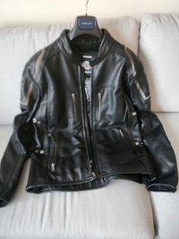 Harley Davidson genuine leather jacket 