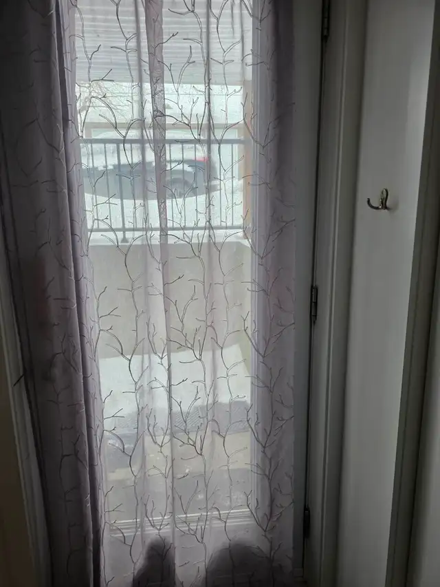 3 1/2 condo very nice and clean for July 1st 2026. Laval