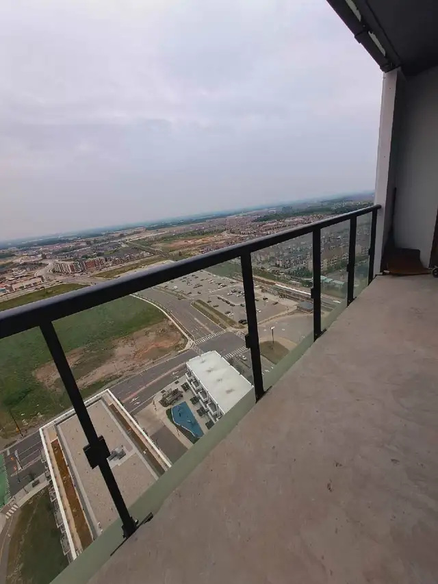Privare Room for rent near Mount pleasant Go station, Brampton in Room Rentals & Roommates in Mississauga / Peel Region - Image 7