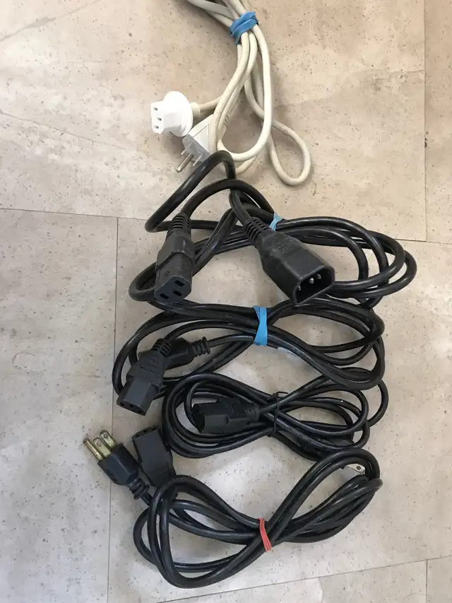 power and extension cords  in Cables & Connectors in Ottawa - Image 2