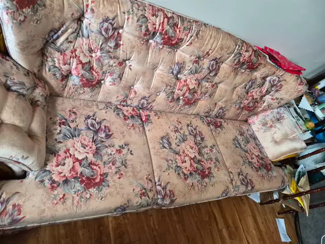 chesterfield for sale in Couches & Futons in Charlottetown - Image 2