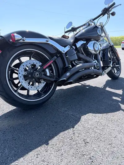 2014 Harley-Davidson Breakout $14,000 OBO – No Trades Very clean, well-maintained bike with low kilo...