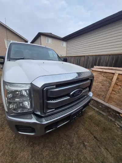 I am selling my 2015 Ford F-350 XLT, a robust and reliable truck ready for any job. This truck has b...