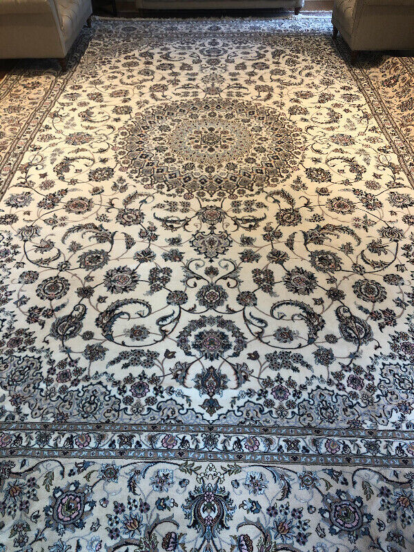 Persian Naeen fine handmade rug ( Iran) in Rugs, Carpets & Runners in Markham / York Region - Image 2