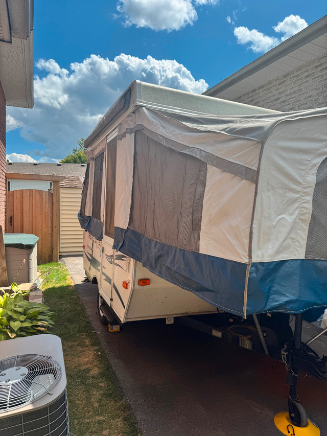 2013 palomino 801 ltd 10ftTent trailer in Travel Trailers & Campers in Peterborough