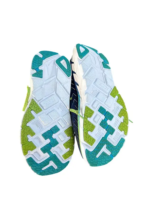 Hoka One One Clifton 4 Men US 9.5 Blue Trail Hiking Running S in Men's Shoes in Kitchener / Waterloo - Image 3