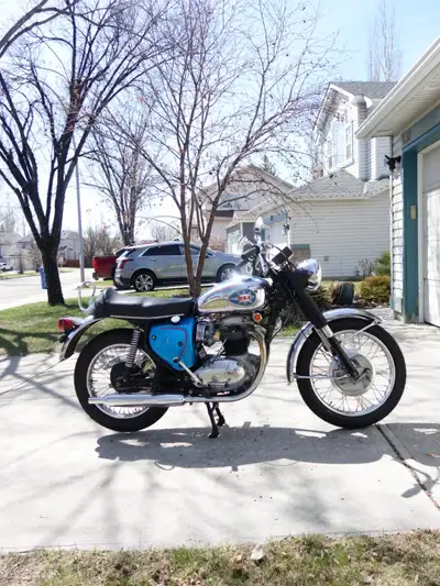 1970 BSA Royalstar A50 with A65L twin motor. Owned since 2023. Haven't ridden it much since i'm not...