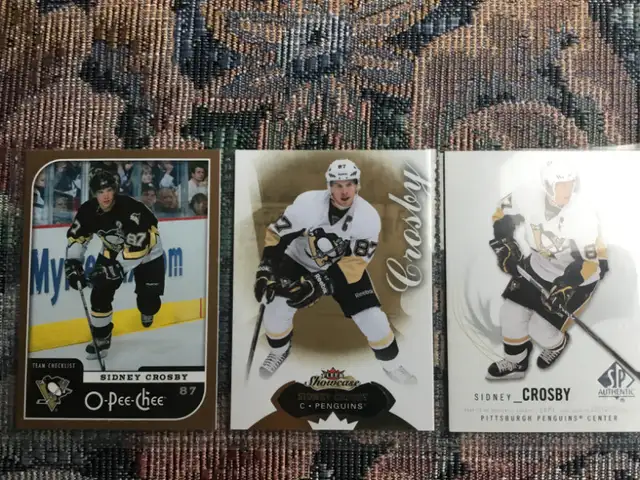 Sidney Crosby Memorabilia in Arts & Collectibles in Ottawa - Image 4