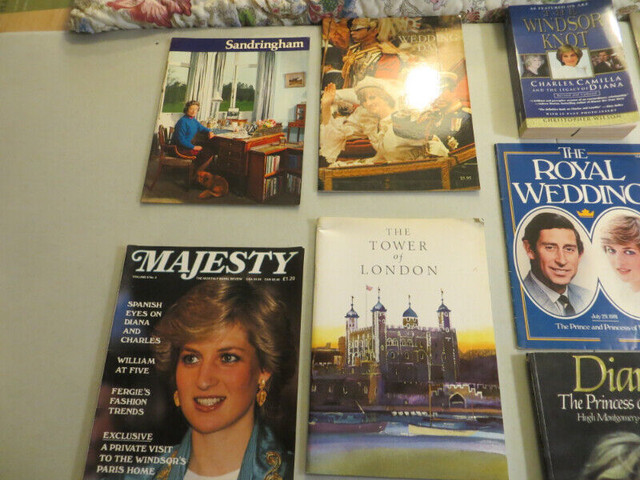 VINTAGE ROYAL FAMILY BOOK COLLECTION in Arts & Collectibles in Belleville - Image 2