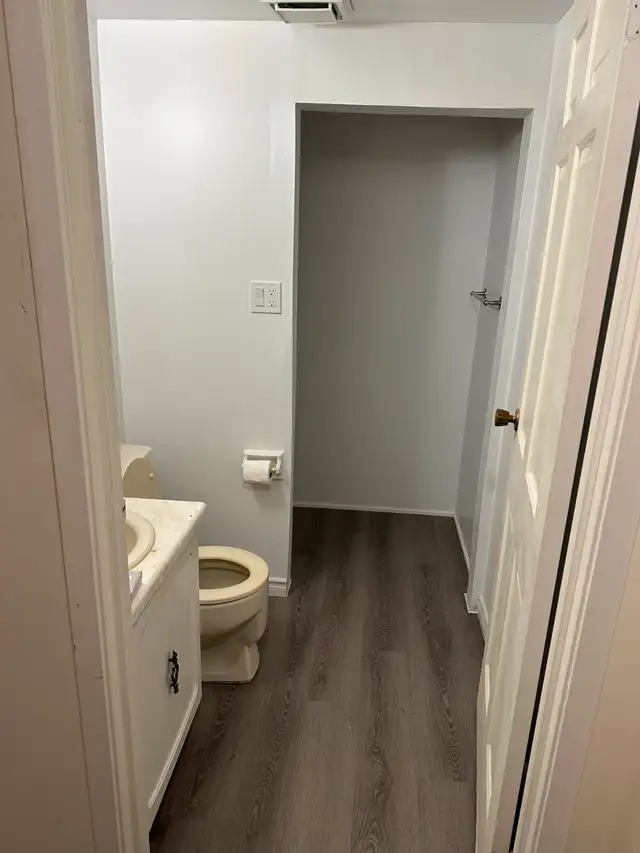 Furnished Basement for rent Near SLC and Queens63351298258305122