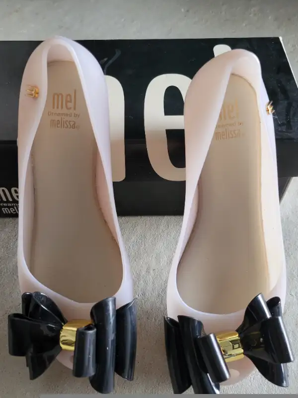 Chaussures marque Melissa pour filles in Kids & Youth in City of Montréal - Image 3