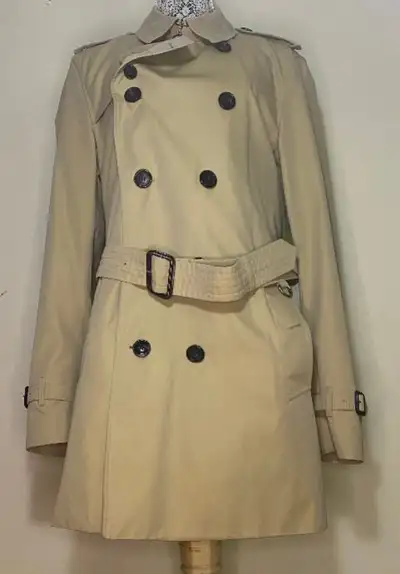 Burberry The Kensington Men's Trench Coat Medium, View more