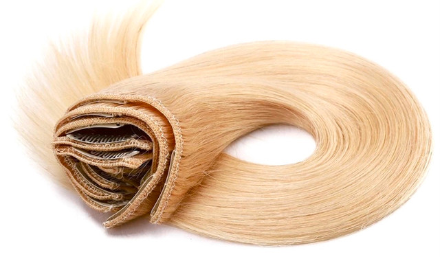 Clip In Platinum Blonde Human Hair Extensions In 22 Inches dans Autre  à Ville de Montréal - Image 2